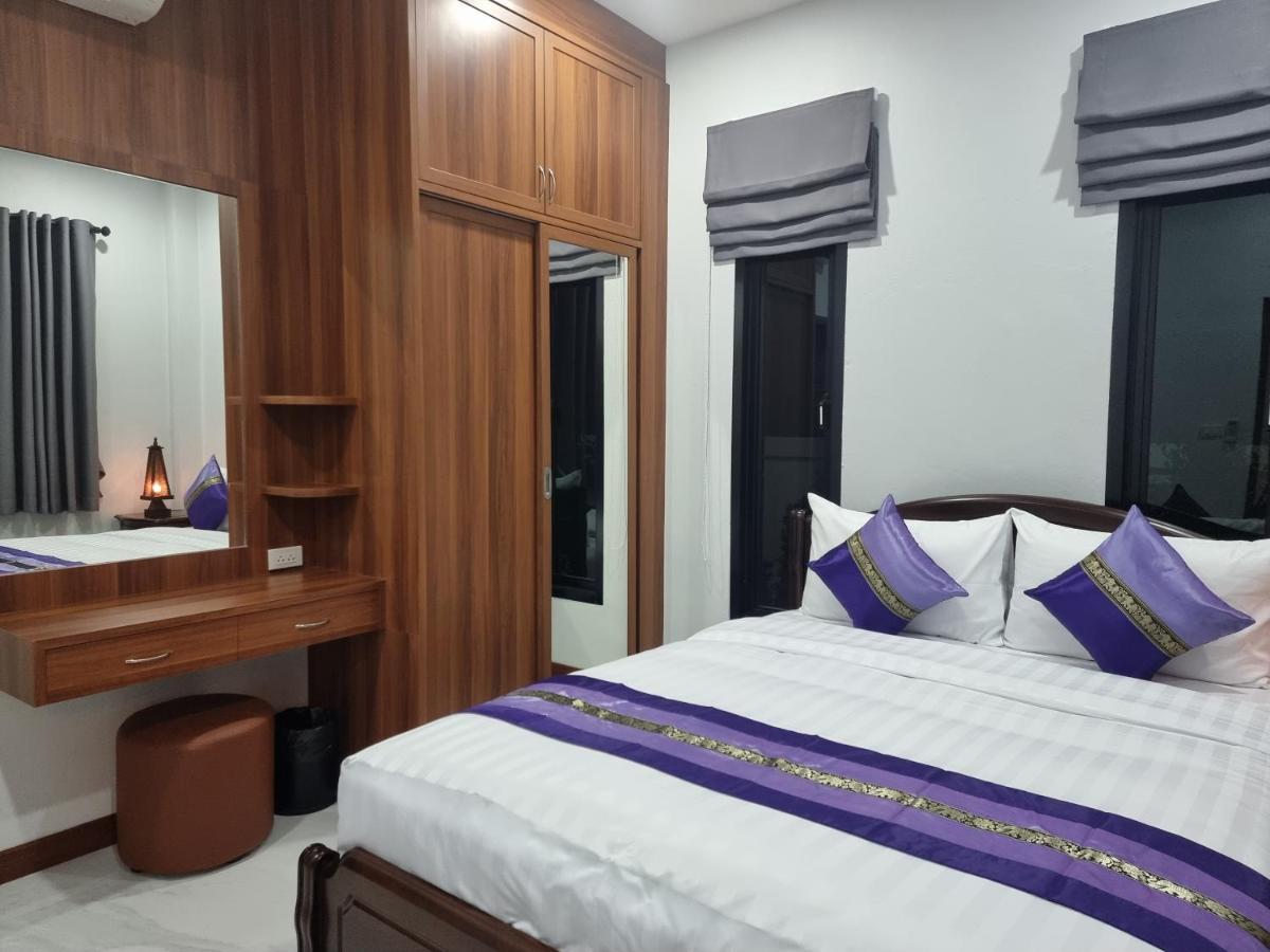 Villa Baan Dalah Buriram Extérieur photo
